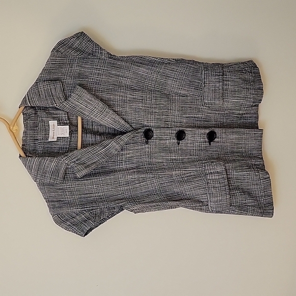 MONROE & MAIN Button Down Short Sleeve Geek Emo Shacket - Picture 3 of 8